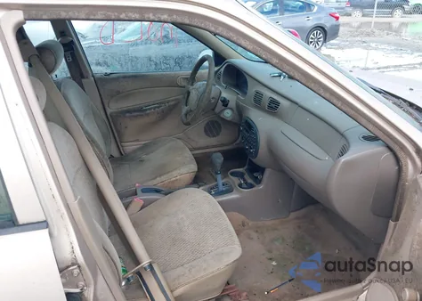 1998 Ford Escort Se z USA, uszkodzony, nr VIN 1FAFP15P6WW187113